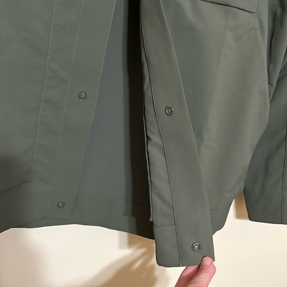 Lululemon Cargo Pocket Shirt Jacket Size Large - Picture 4 of 11
